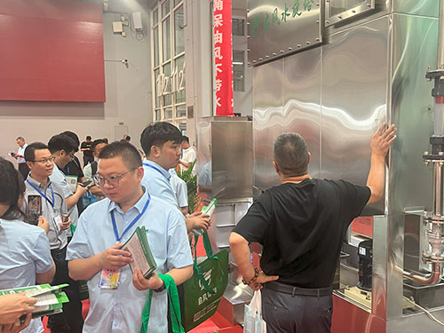 環(huán)保設備行業(yè)已悄然發(fā)生變革，啟風水旋塔廣州展會大展拳腳
